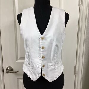 Evereve Crisp White Garment